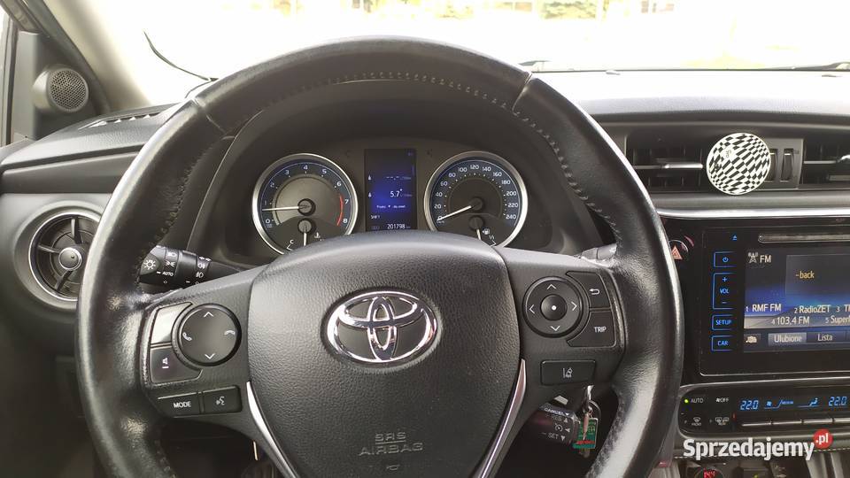 Toyota Corolla E18 2016r 16 132 LPGbenzyna 200000km Corolla lubelskie sprzedam