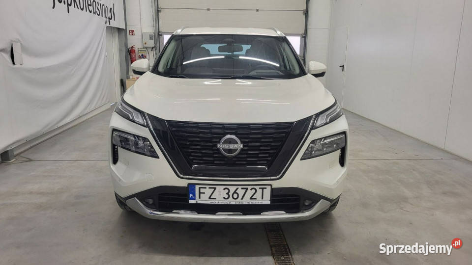 Nissan XTrail 15 VCT ePOWER Tekna e4ORCE IV 2021 lakier metallic Grójec