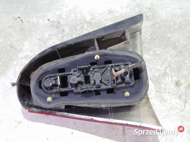 LAMPA PRAWA TYLNA TYŁ MERCEDES W168 LIFT Oświetlenie