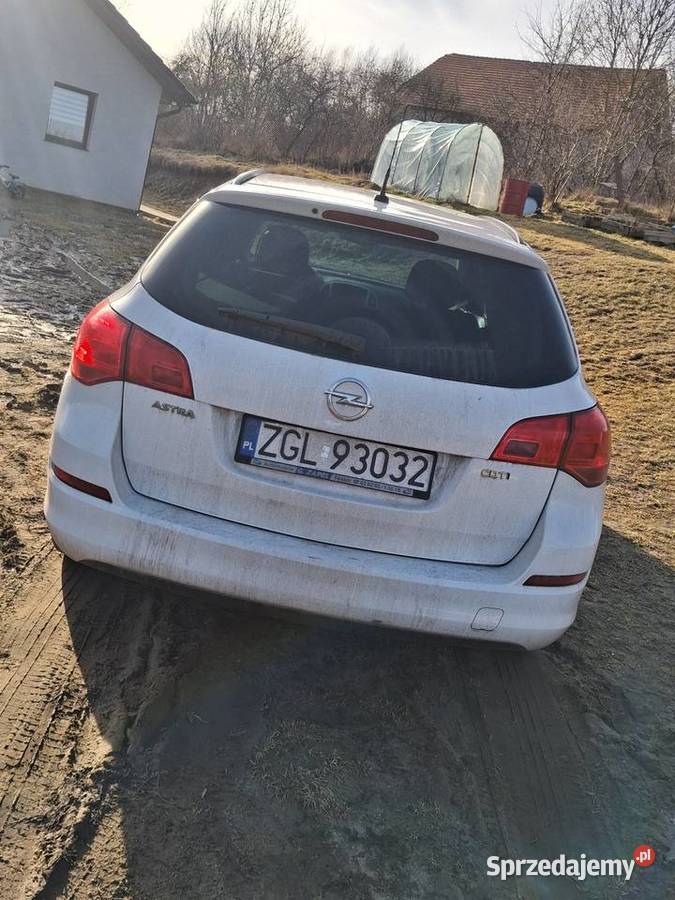 Opel Astra j 2011 zachodniopomorskie Nowogard sprzedam