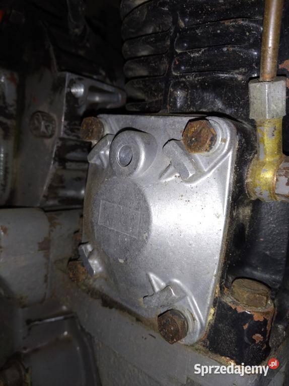 MF235 MF255 Ursus 2812351245124514 sprężarka nieuszkodzony Lublin