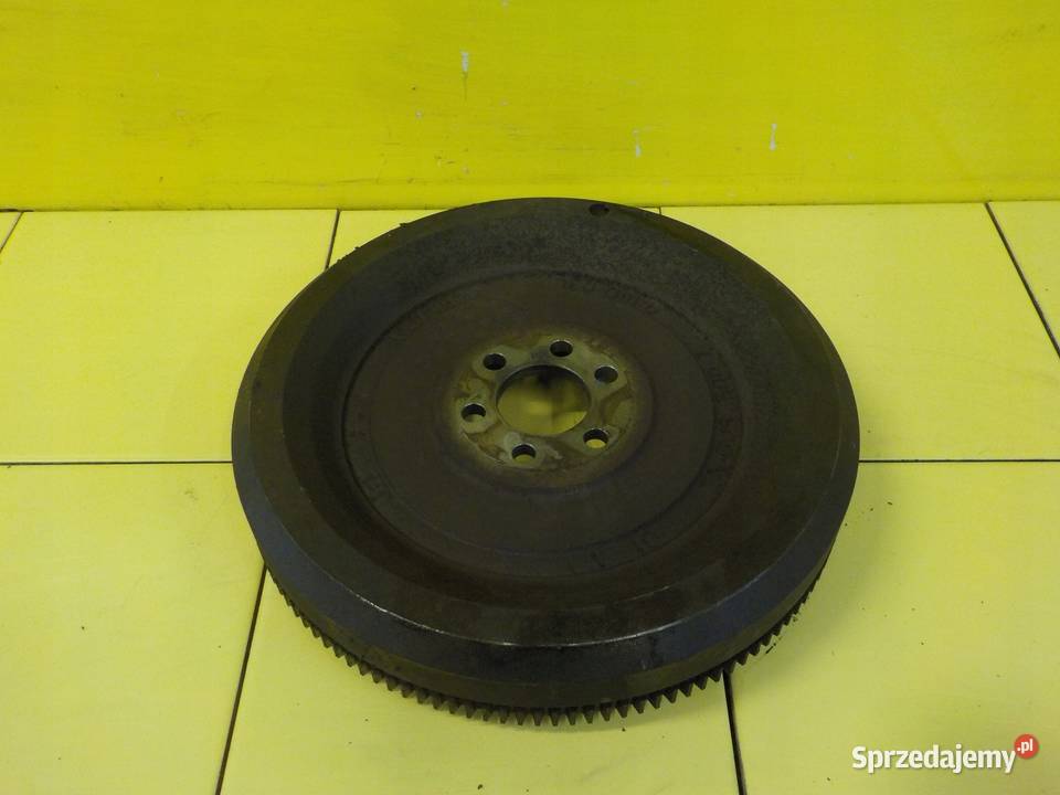 CADDY GOLF LEON A3 16 TDI 12r CAY kolo zamachowe osobowe