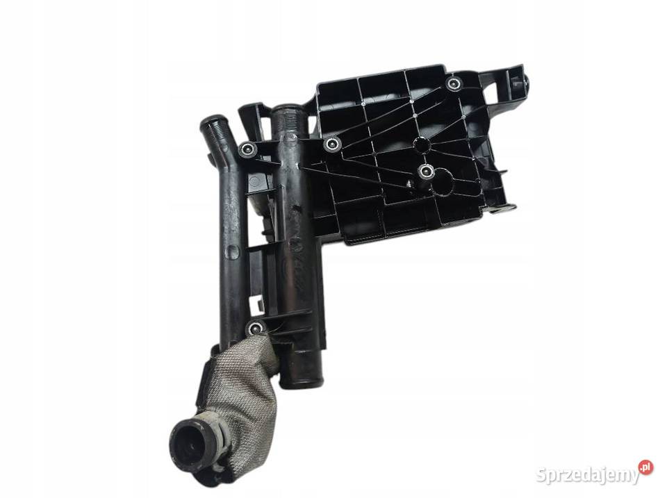 UCHWYTY PODSTAWA INTERCOOLERA 20 CGI 45 AMG C117