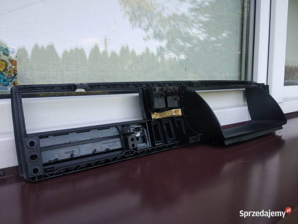 VW Golf MK2 Jetta A2 II ramka licznika panel Sieradz