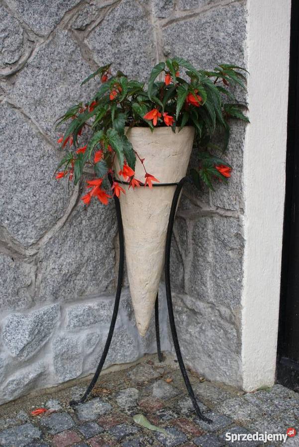 Sprzedam donicę w stojaku Mrozoodporna Jelenia Góra
