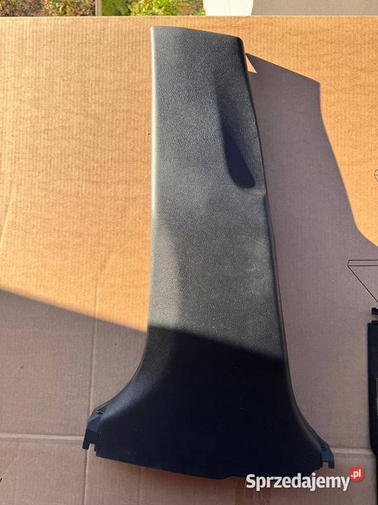 Osłona słupka środkowego lewego TOYOTA YARIS III Brzesko