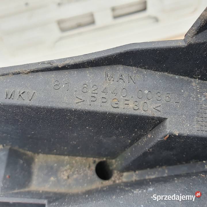 MAN TGA NAROŻNIK ODWADNIACZ SPŁYW WODY Bieleń