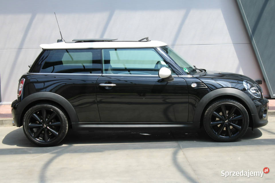 Mini Cooper Bezwypadkowy bogata wersja lakier metallic Mini