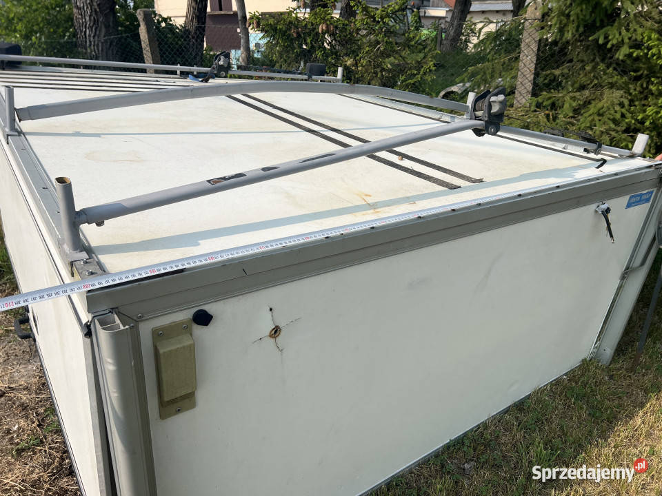 Zabudowa skrzyni Volkswagen T5 PickUp Irsta Skap pełny VAT