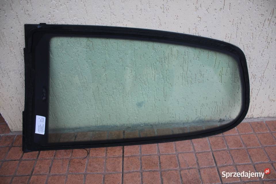 SZYBA KAROSERYJNA PRAWY TYŁ VW GOLF V HB 3D osobowe