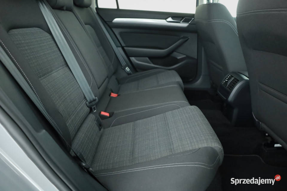 VW Passat 15 TSI 88180km Łódź