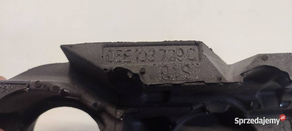 VW TIGUAN II ALLSPACE OSŁONA SILNIKA 05E103729C osobowe