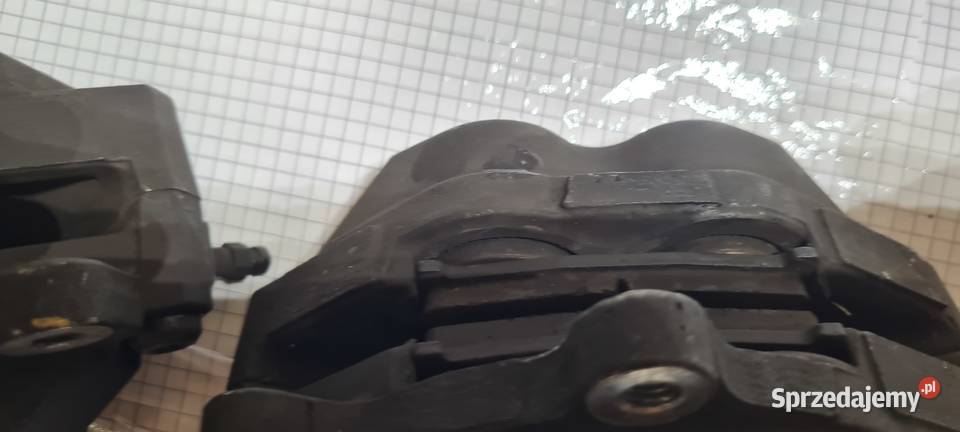 Suzuki GSR 600 zaciski klocki przód komplet Warszawa