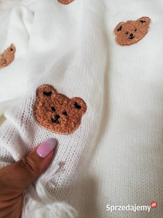 Sweter damski biały dzianina miśki