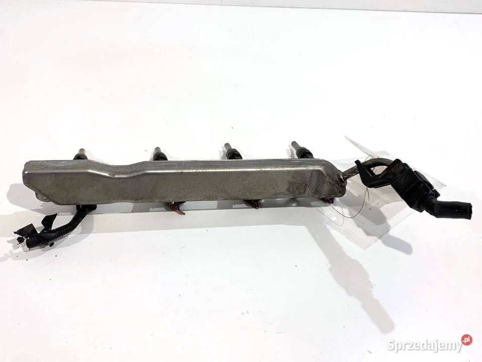 LISTWA WTRYSKOWA TOYOTA YARIS III 2320947010 13 sprzedam