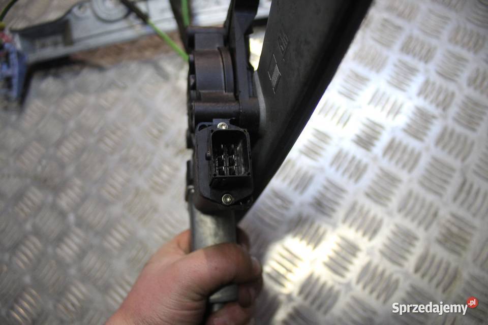 MECHANIZM PODNOŚNIK SZYBY PRAWY PRZÓD OPEL CORSA sprzedam
