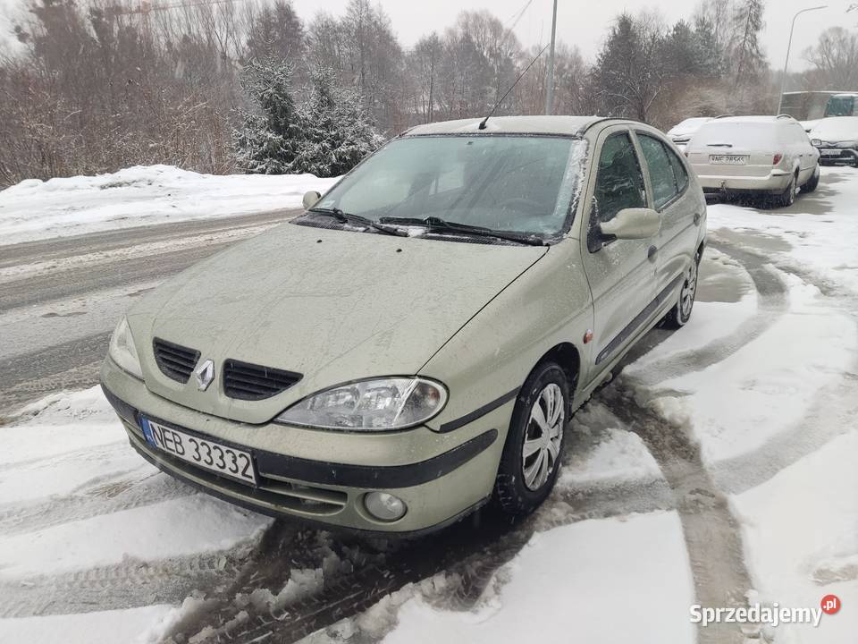 Ekonomiczny tani dobrze jezdzi MEGAN 5drzwi poduszka powietrzna