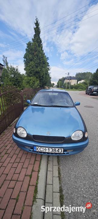 Toyota Corolla 13 1999r z gazem