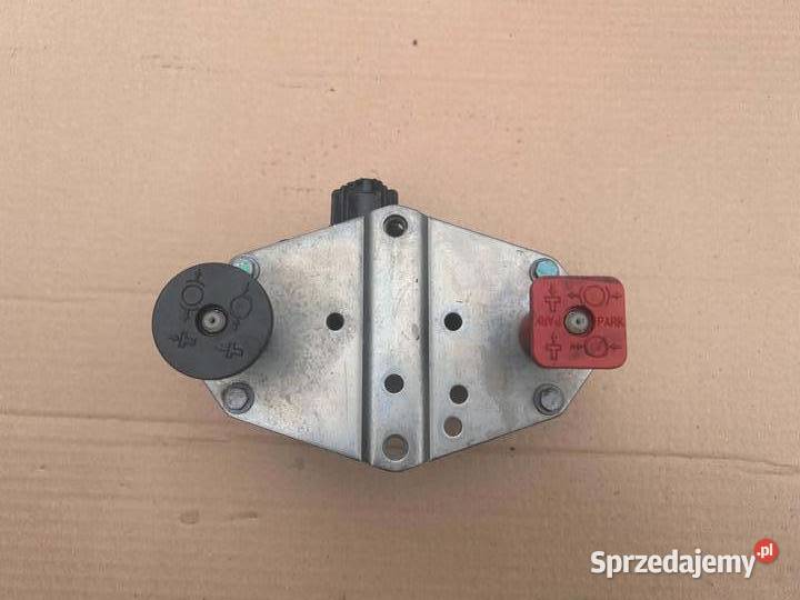 ZAWÓR WIELODROŻNY KNORR BREMSE K141700N00 Sulechów