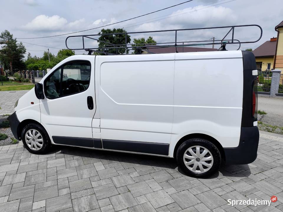 Opel Vivaro 19 83 2004 Zadbane Rok produkcji 2004