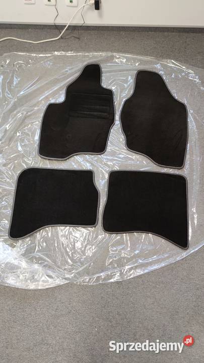 Dywaniki welurowe Mitsubishi Pajero III Poznań