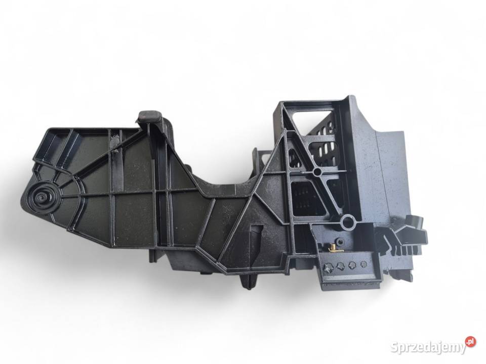 RAMKA KOSZ STELAŻ RADIA AUDI A4 B6 8E0858005B Działoszyce