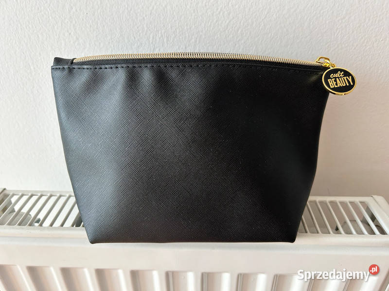 Czarna kosmetyczka Cult beauty Jasło sprzedam
