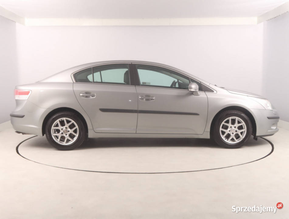 Toyota Avensis 16 Valvematic pierwszy właściciel dolnośląskie Bielany Wrocławskie