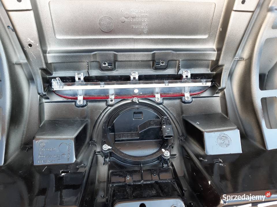 VW EOS KLAPA BAGAŻNIKA TYŁ EMBLEMAT ŚWIATŁO STOP Trzciel