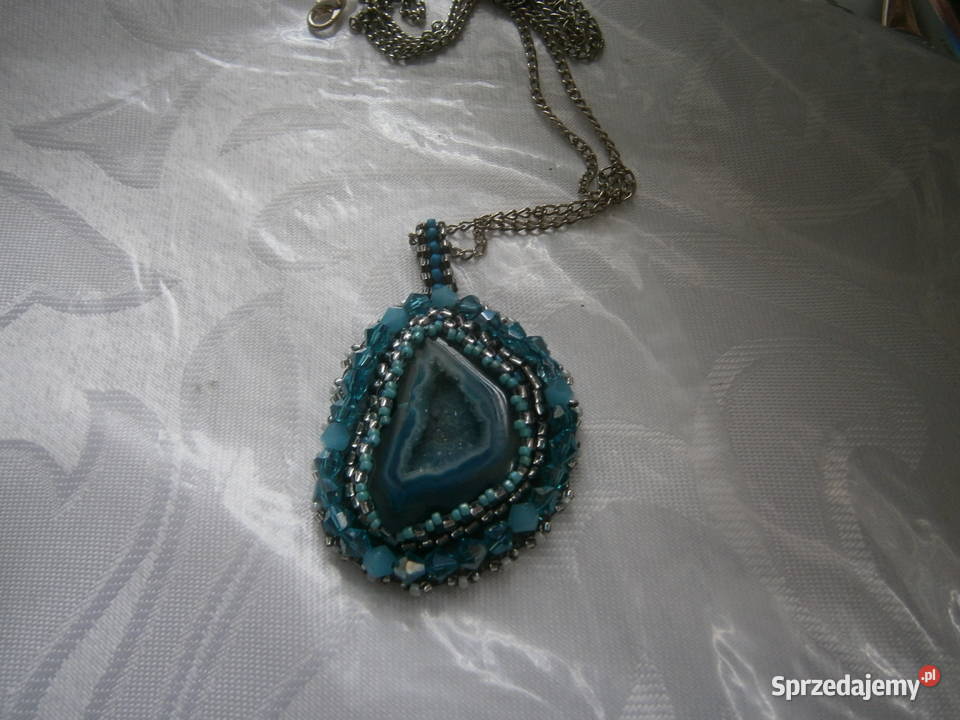 Wisiorek agat z druzą blue beading