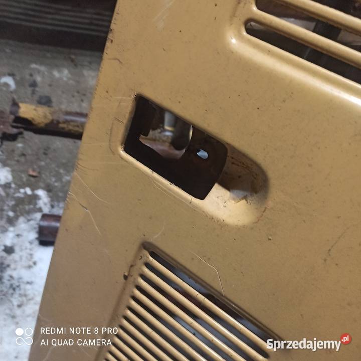 Klapa maska fiat 126p Maluch Błaszki