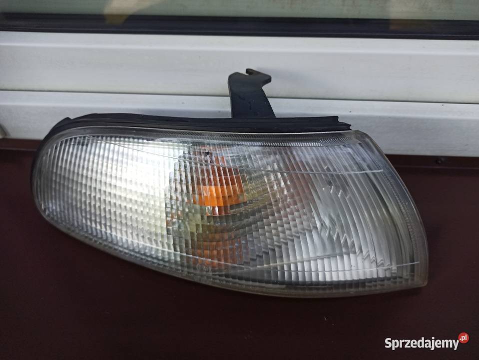 Mazda 626 GE IV kierunkowskaz kierunek migacz łódzkie Sieradz