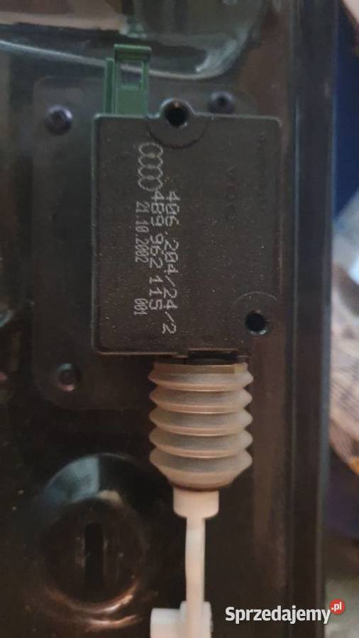 SIŁOWNIK ZAMKA KLAPY BAGAŻNIKA AUDI śląskie Mikołów