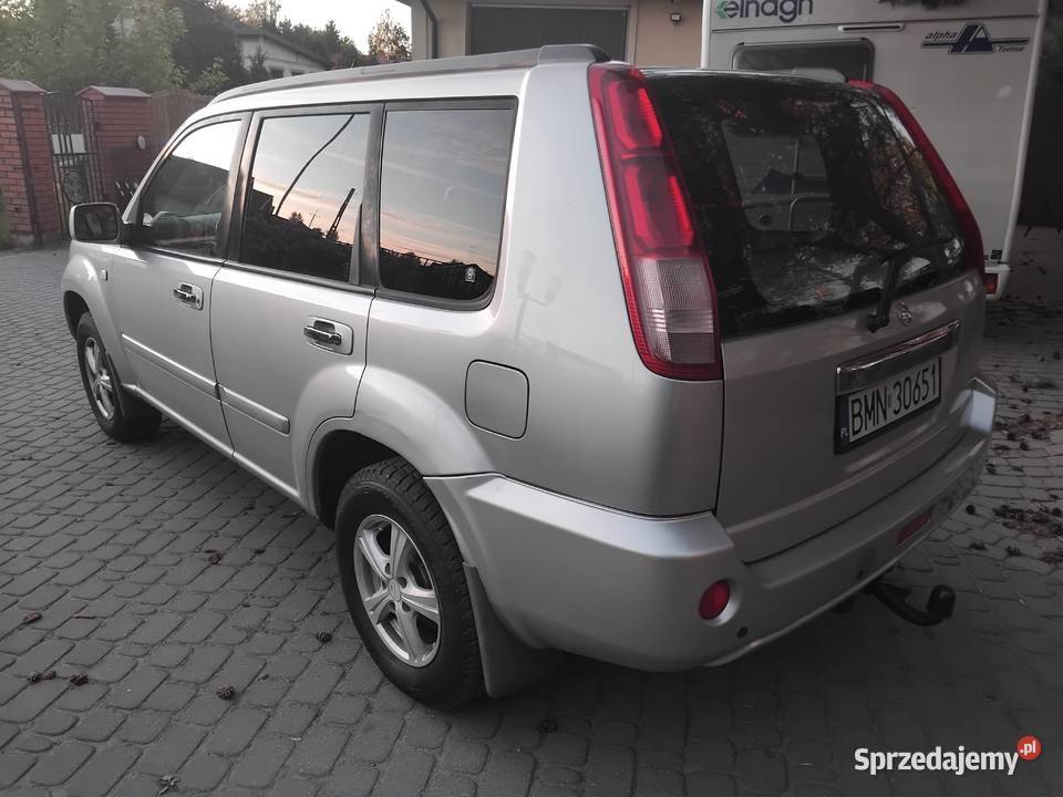 Nissan XTrail 4x4 24 benzyna 2006r stan elektryczne lusterka podlaskie Białystok