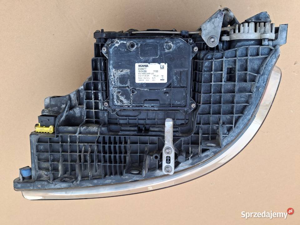 SCANIA R S REFLEKTOR PRAWY FULL LED LAMPA PRAWA Bieleń