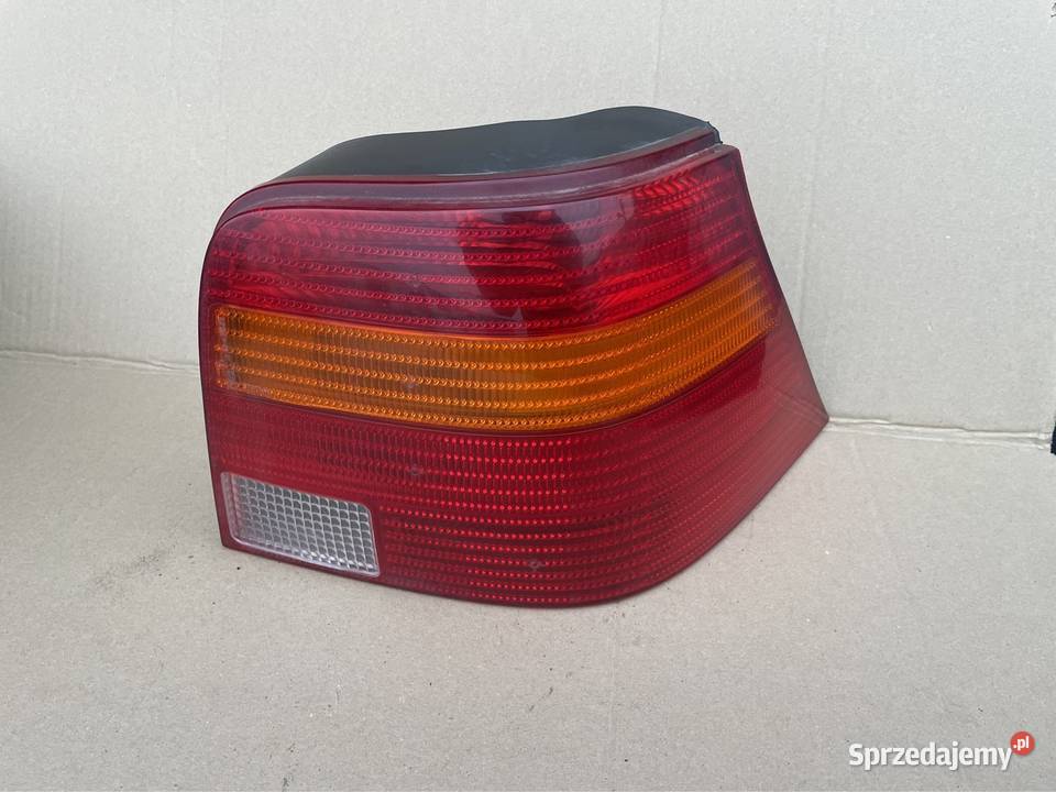 Lampa tył tylna prawa vw golf IV 4 volkswagen osobowe Lampy tylne