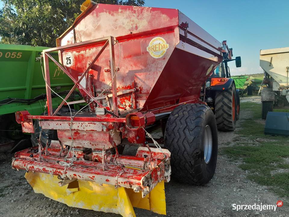 Rozsiewacz wapna Bredal K65A Sadogóra