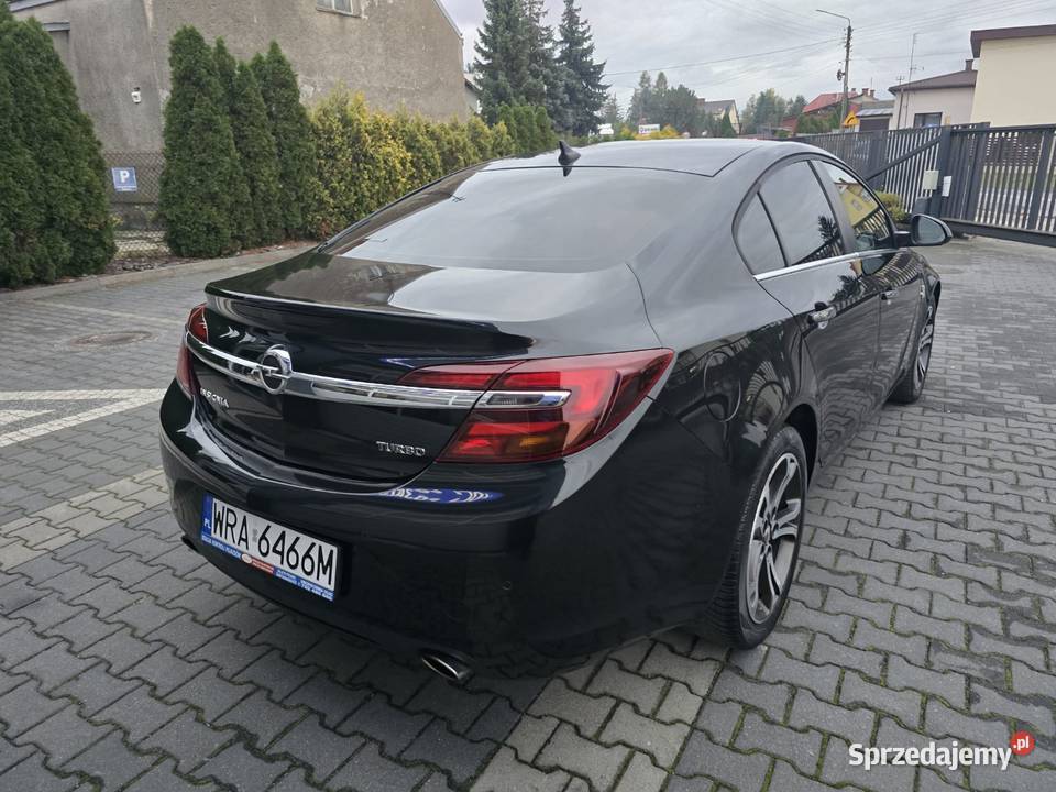 Opel Insignia 2015r benzyna 20 Turbo 250 koni mazowieckie Pionki