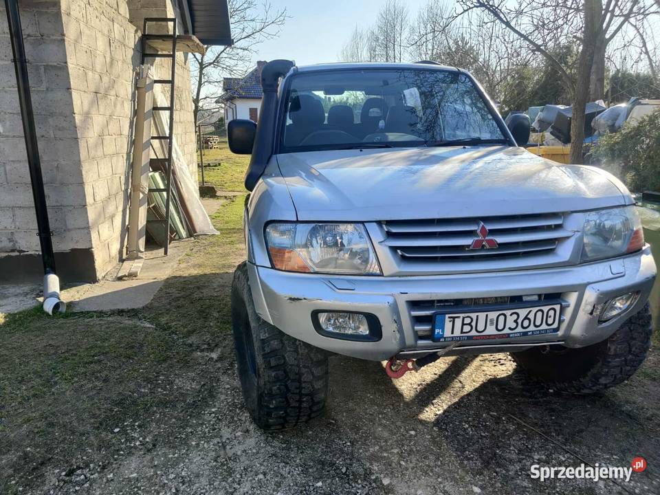 Misubishi Pajero 35 v6 Benzyna Kielce