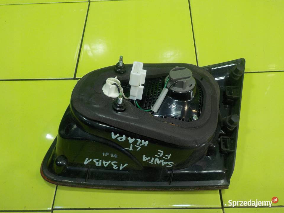 HYUNDAI SANTA FE 22 CRDI 12r lampa w klape lewa osobowe Suków sprzedam