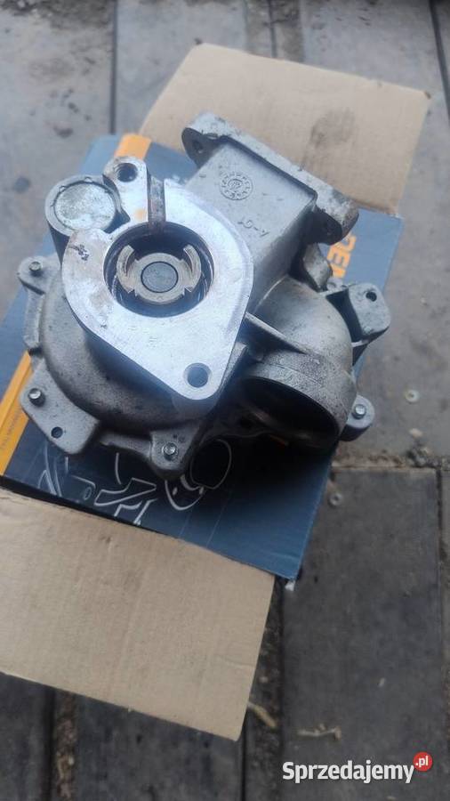 Pompa wody BMW e91 20 benzyna silnik n46 b20 Podhorce