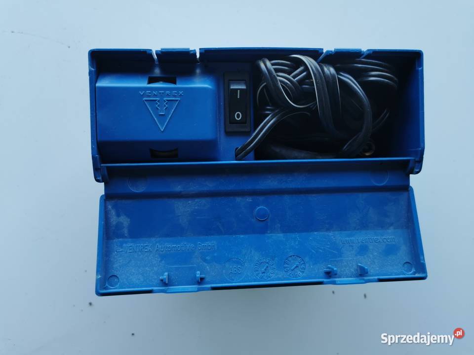 Kompresor spręzarka 12V Vw 8D0012615B Rzuchowa sprzedam