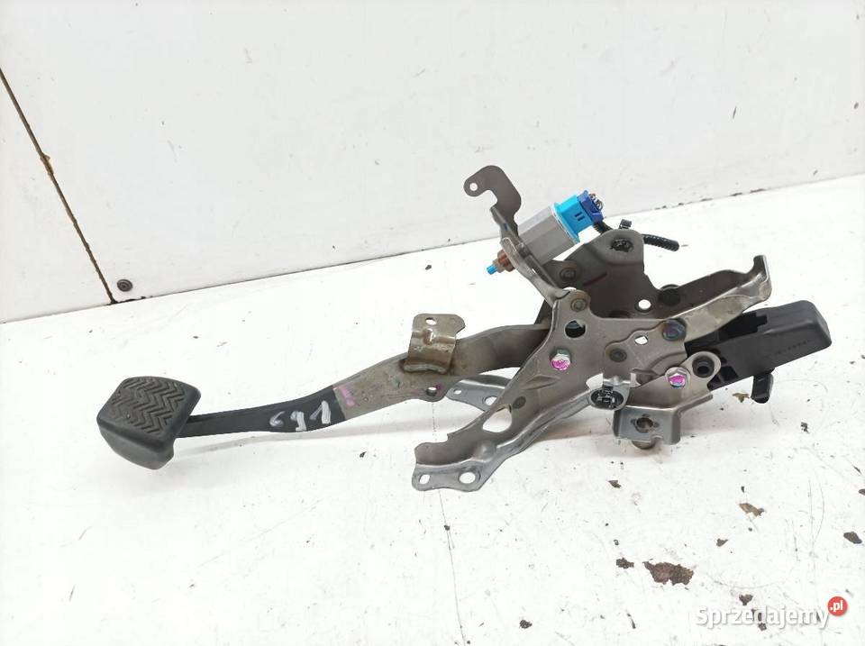 PEDAŁ HAMULCA CZUJNIK Toyota Yaris IV 2020