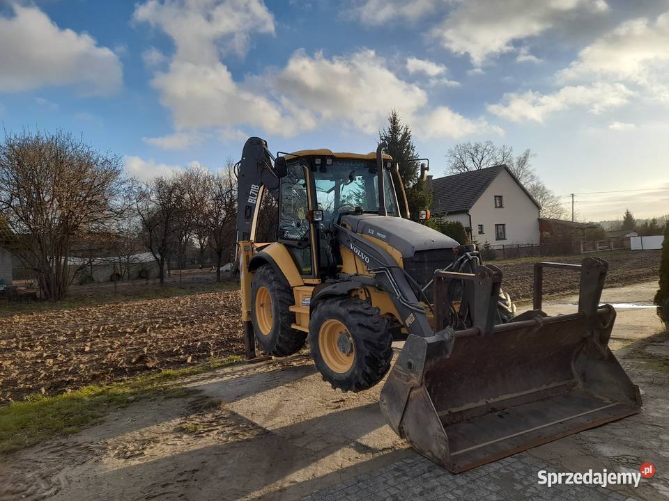 Koparkoładowarka VOLVO BL71B Puławy