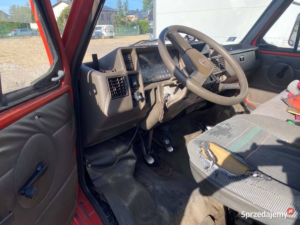 Autolaweta laweta Peugeot J5 śląskie Kobiór