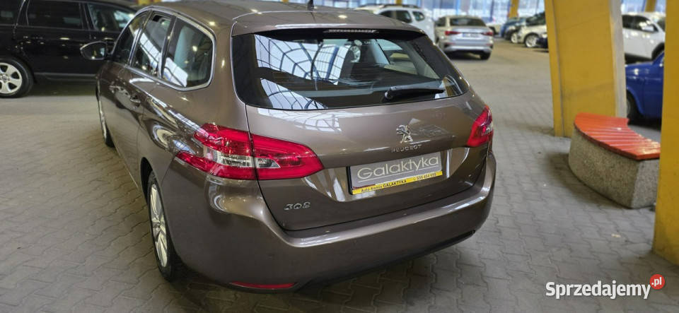 Peugeot 308 20142015 Rczna Gwarancja T9 20142021 światła przeciwmgielne 308 Mysłowice