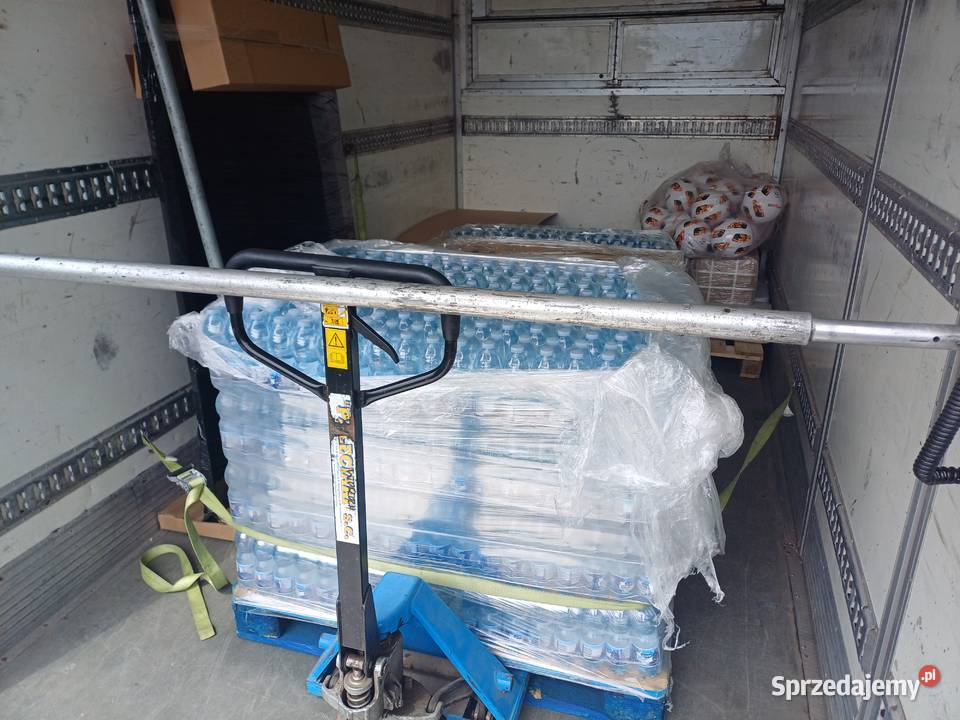 Transport palet i maszyn Kostrzyn auto z windą 8