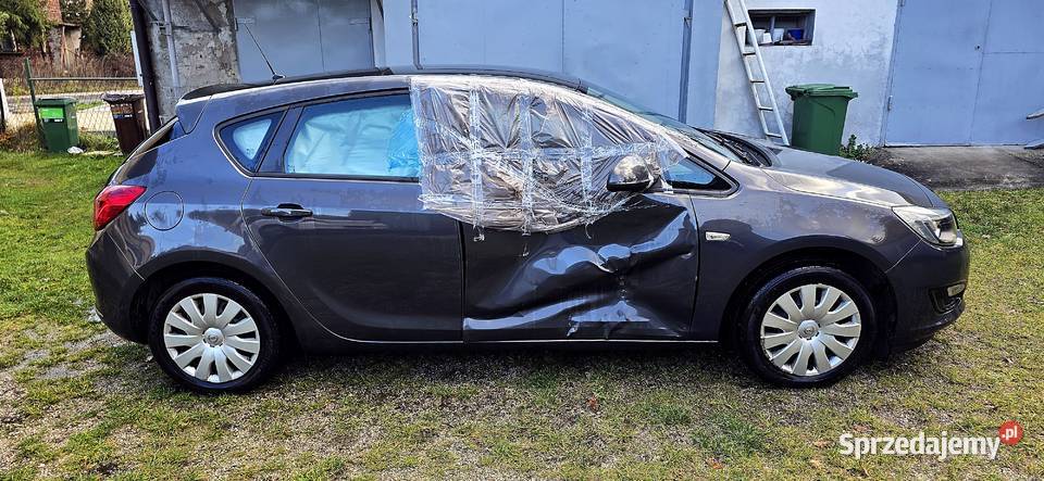 Opel Astra 14 benzyna 101 MP3 Czeladź sprzedam