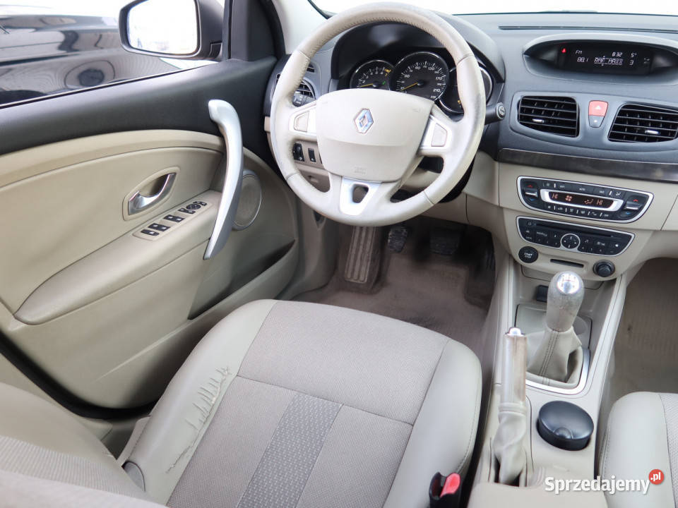 Renault Fluence 16 16V światła przeciwmgielne śląskie Zabrze
