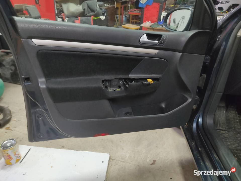 Wymiana podsufitki materiałowych obić boczków Pozostałe Motoryzacja Księżpol